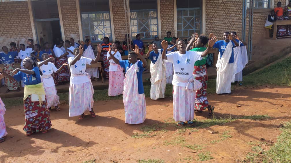 Participation de RBU2000+ dans la célébration de la Journée Internationale dédiée aux droits de la femme à Bugendana